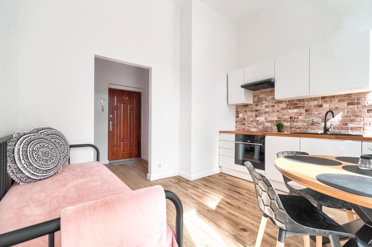 Апартаменты Margi Eos Apartament Large & Balcony Щецин Экстерьер фото